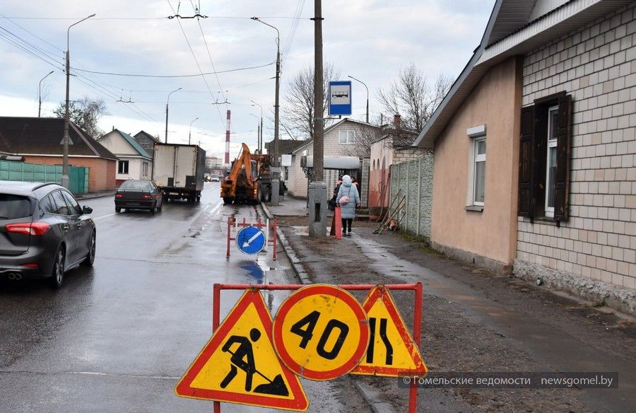 v gomele na ostanovke ulica yaroslavskaya3