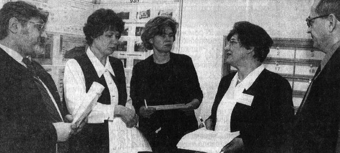 2001 04 03 pochta sblizhaet kontinenty i strany1
