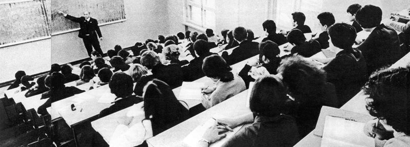 1971 01 universitet derzhit ekzamen2