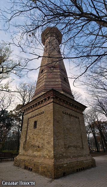 2015 11 09 v gomelskom parke zavershaetsya09