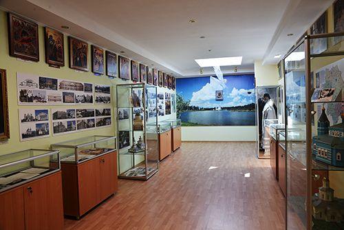 2014 05 28 v 71 j gimnazii otkrylsya muzej01