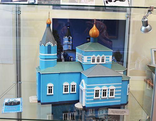 2014 05 28 v 71 j gimnazii otkrylsya muzej02