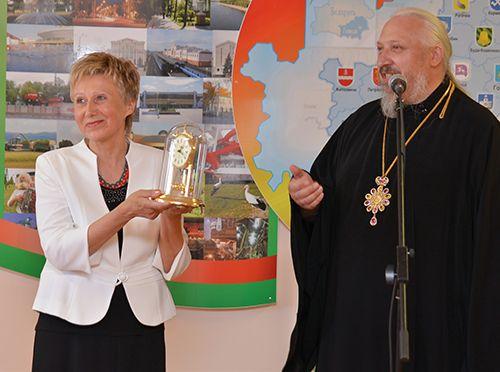 2014 05 28 v 71 j gimnazii otkrylsya muzej16