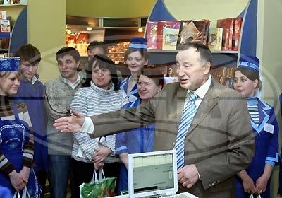 2008 03 20 v gomele otkryt magazin dlya sladkoezhek2